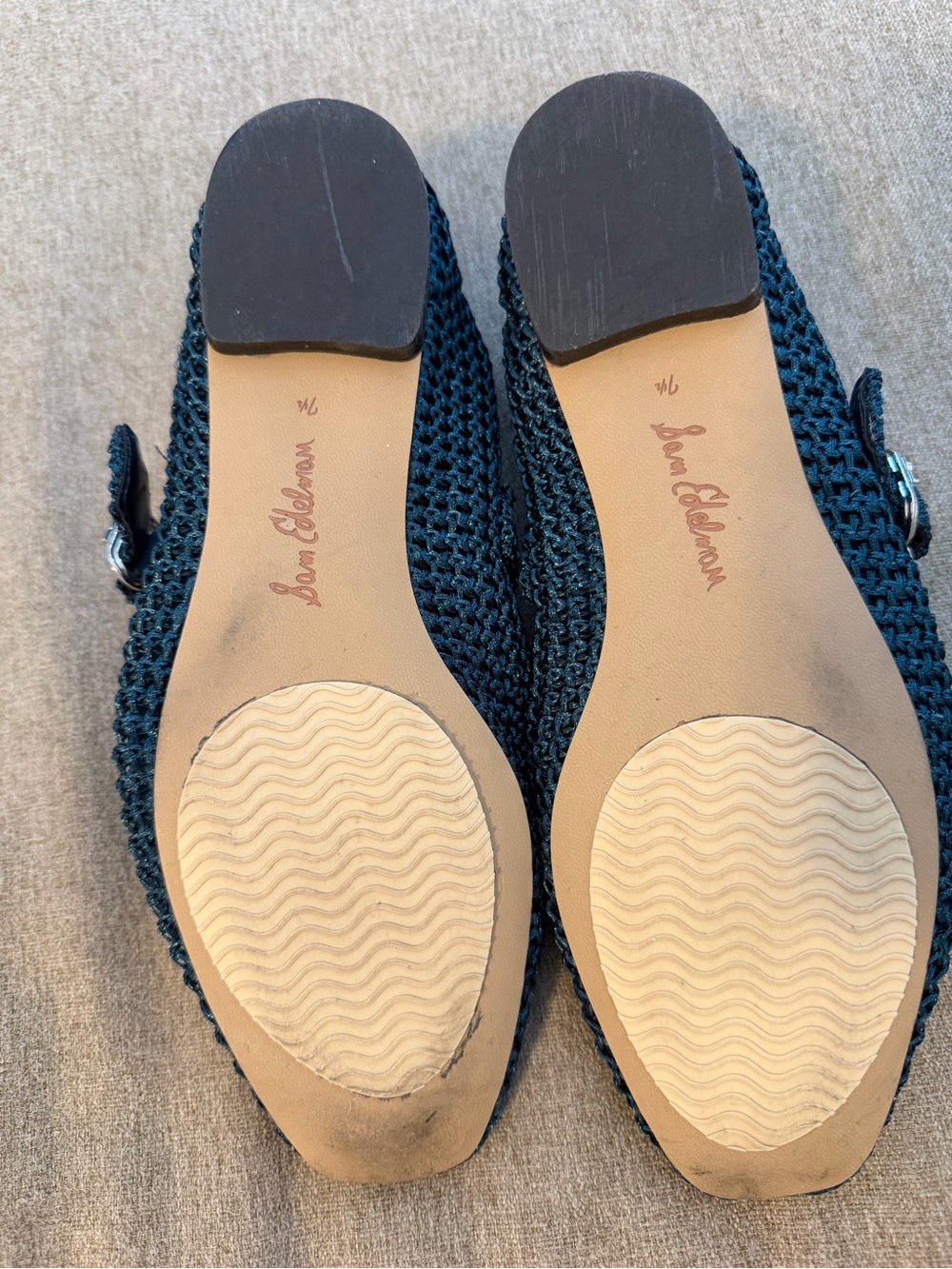 Sam Edelman Michaela Knit Mary Jane Flat in Metallic Navy Woven Fabric. Size 7.5 - Picture 6 of 7
